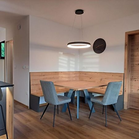 S&B'S Retreat Apartment Godovic Екстериор снимка
