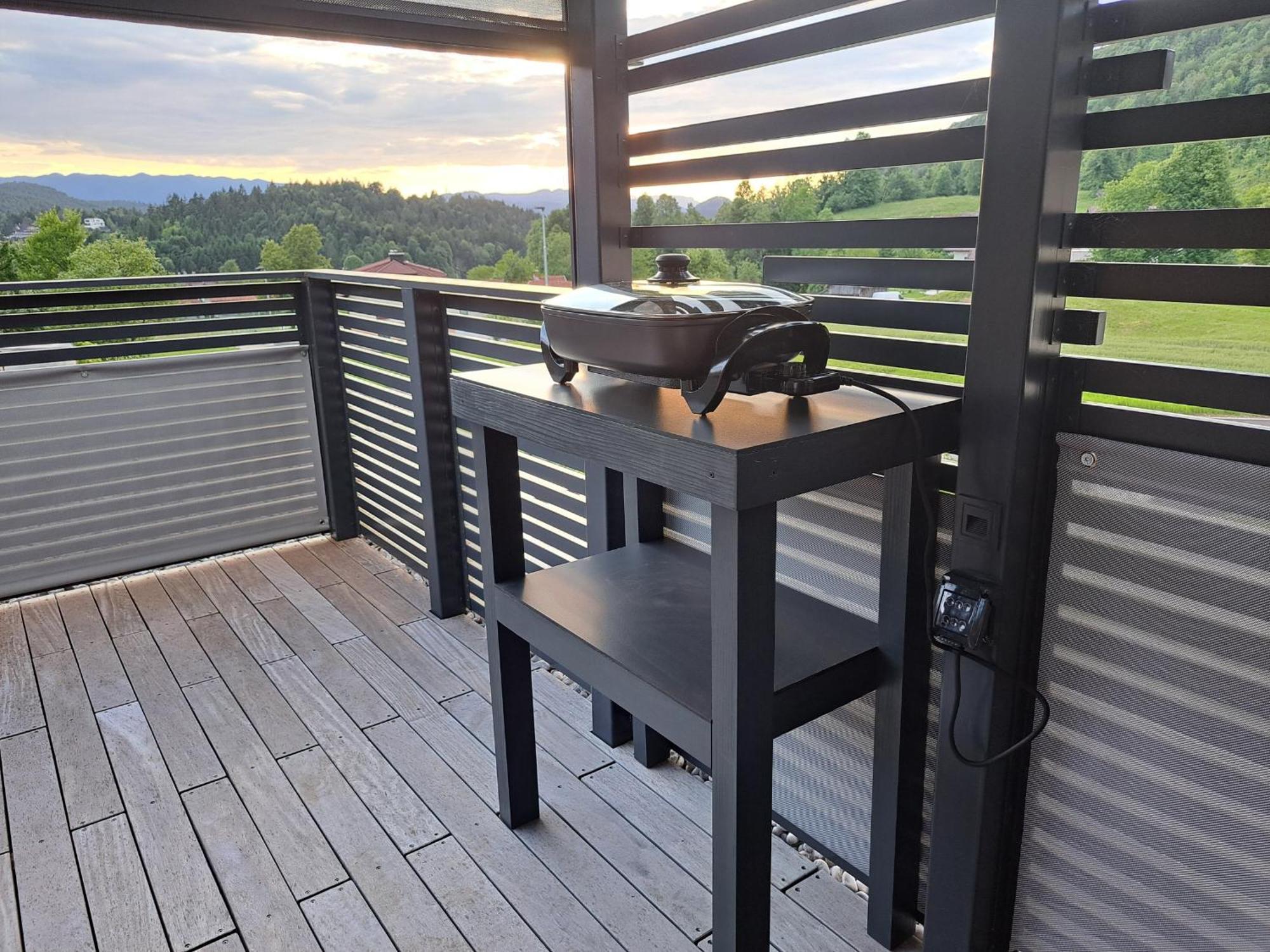 S&B'S Retreat Apartment Godovic Екстериор снимка
