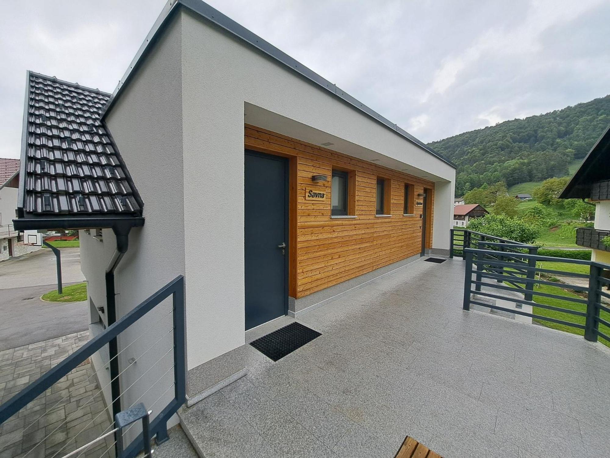 S&B'S Retreat Apartment Godovic Екстериор снимка