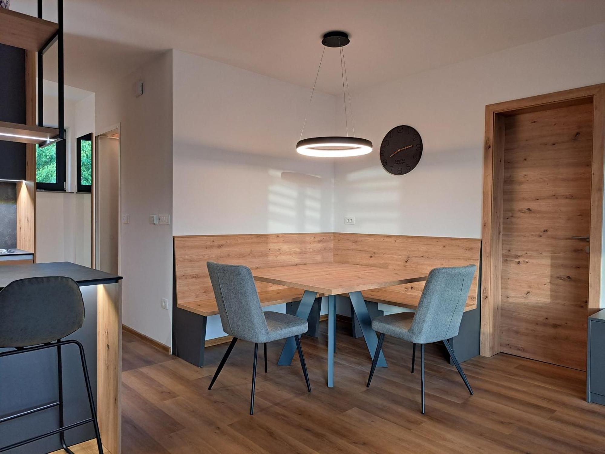 S&B'S Retreat Apartment Godovic Екстериор снимка